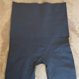 Belly Bandit Mother tucker postpartum compression leggings